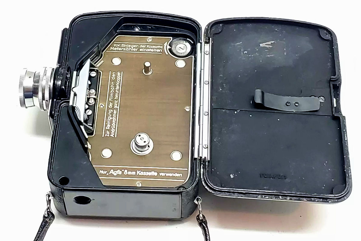 Camera BAUER 8 - ouverte