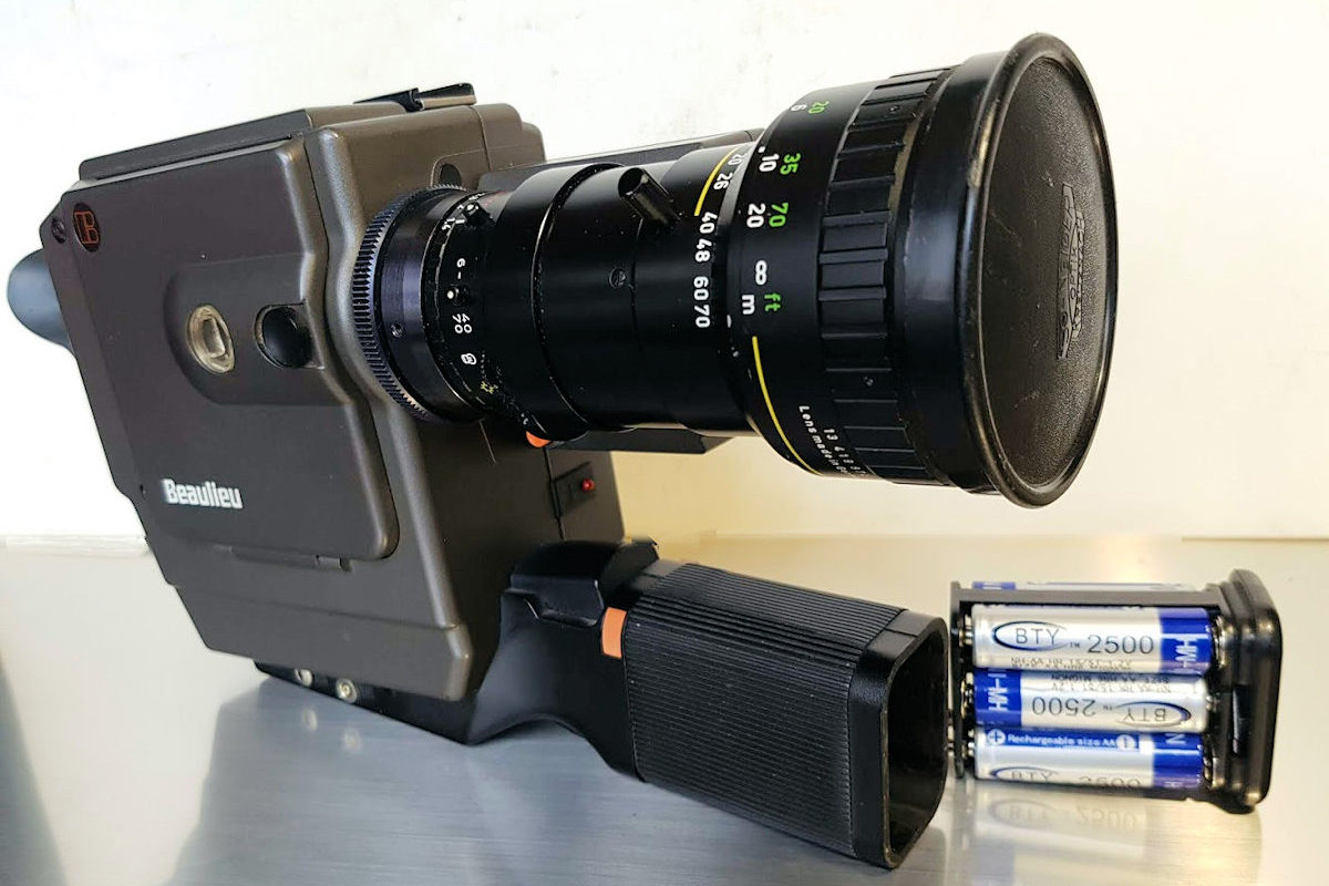 Camera BEAULIEU 6008.S - Accus