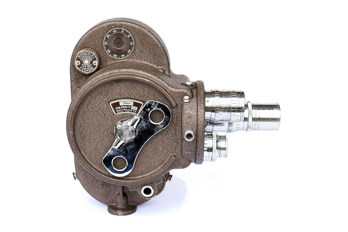 Camera Bell & Howell Filmo Auto 8 - vue côté droit