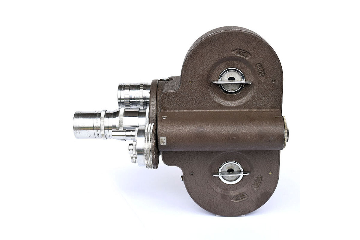 Camera Bell & Howell Filmo Auto 8 - coté gauche