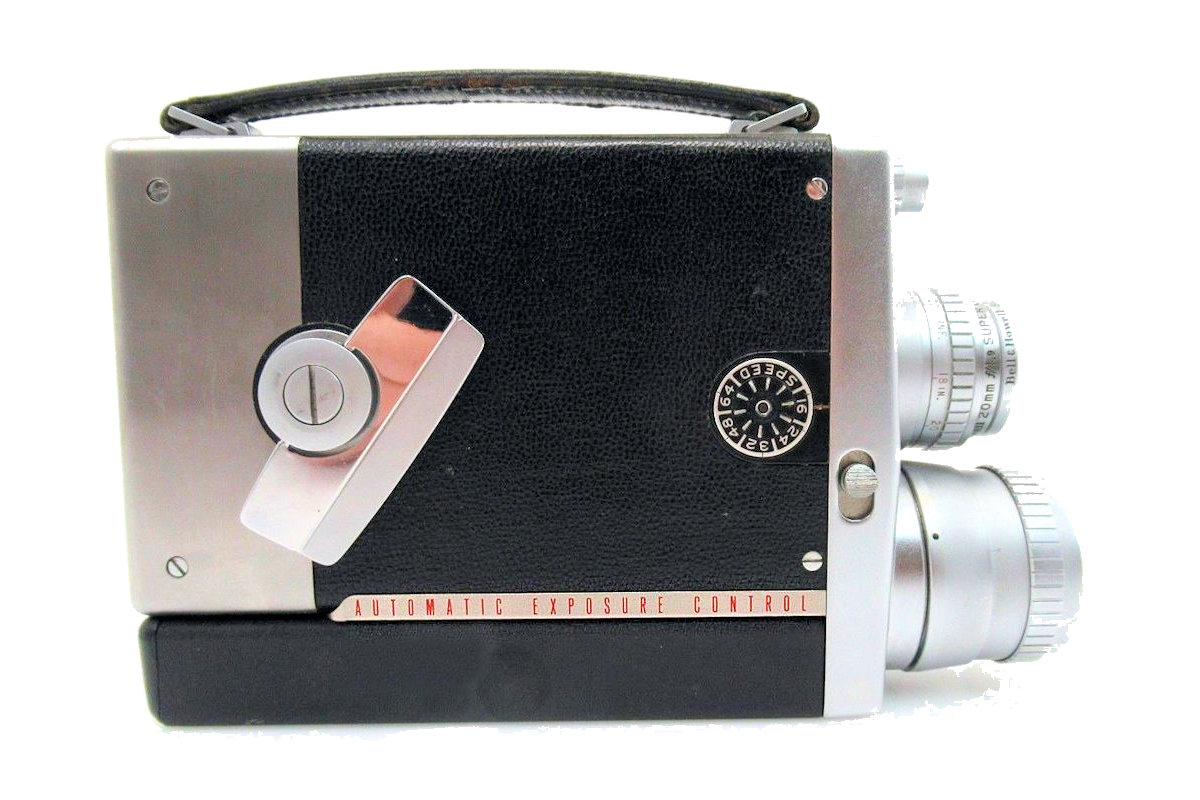 Camera Bell & Howell Modèle 200-EE - vue côté droit
