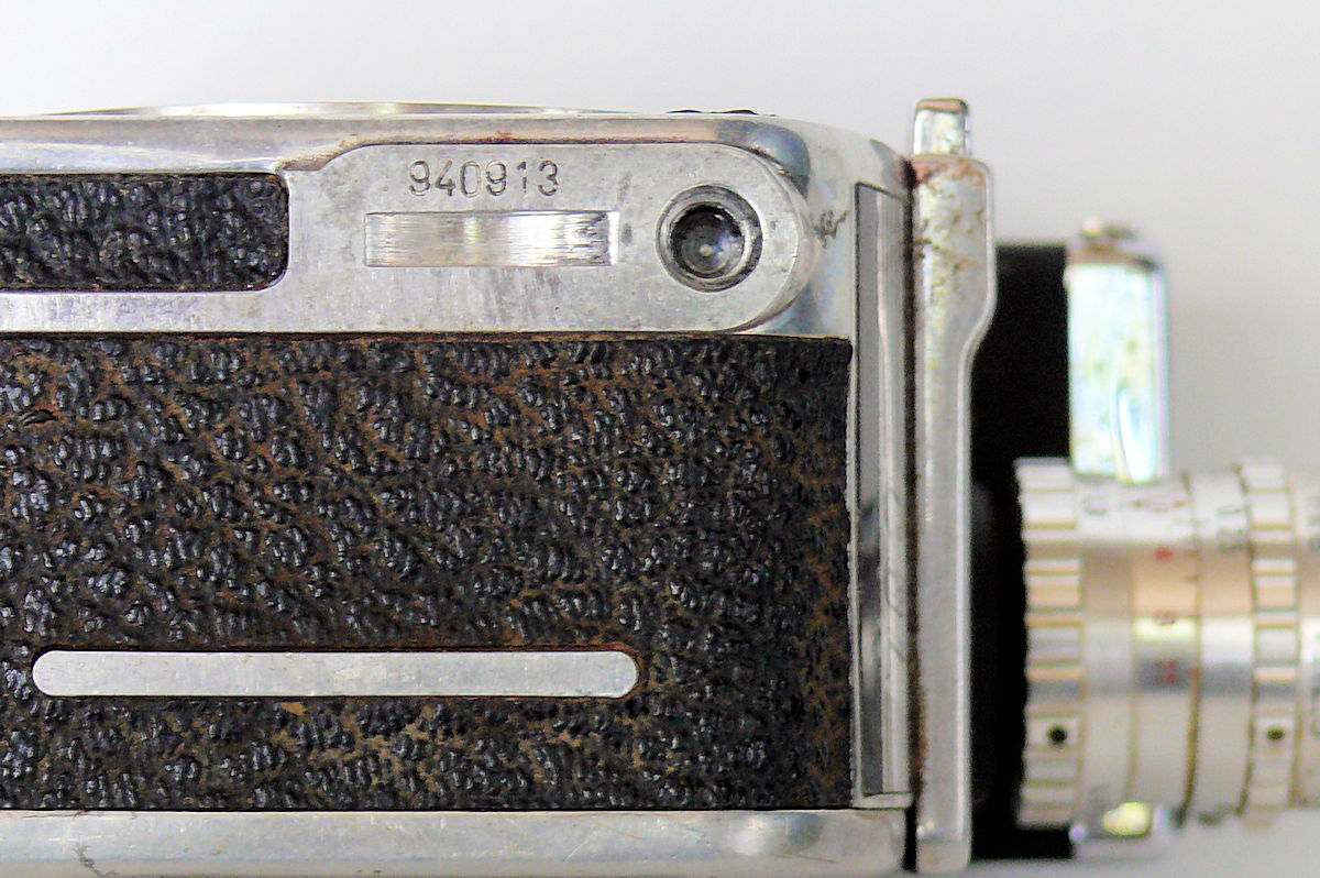 Camera BOLEX C-8L - Dessous