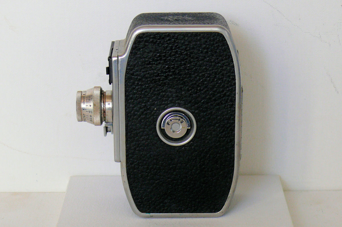 Camera BOLEX L-8 - Coté Gauche
