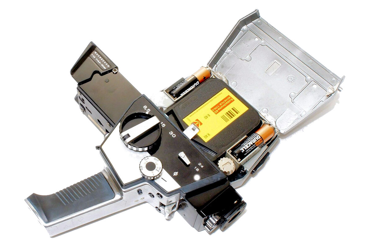 Camera BOLEX 160 Super - intérieur du boitier