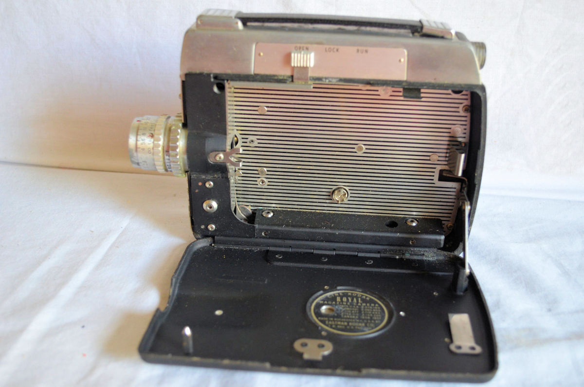 Camera Cine-Kodak Royal - Ouverte