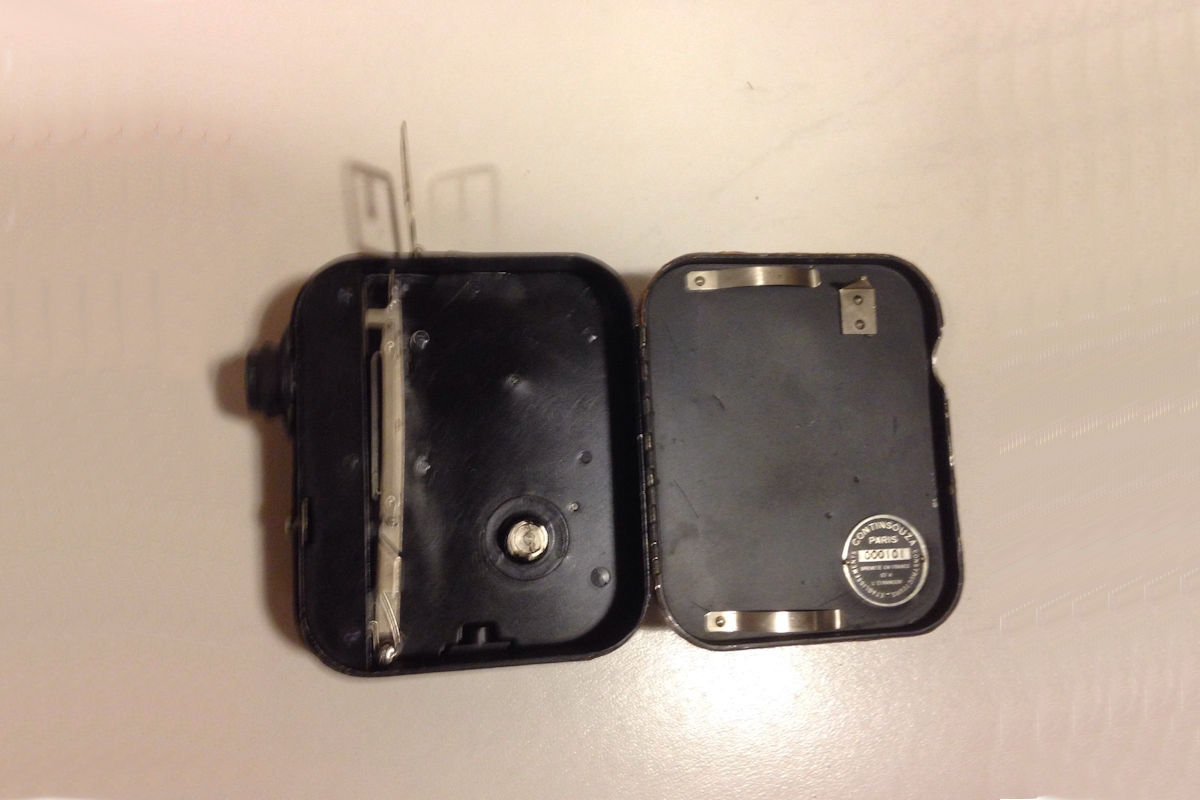 Camera Pathé Baby- intérieur du boitier